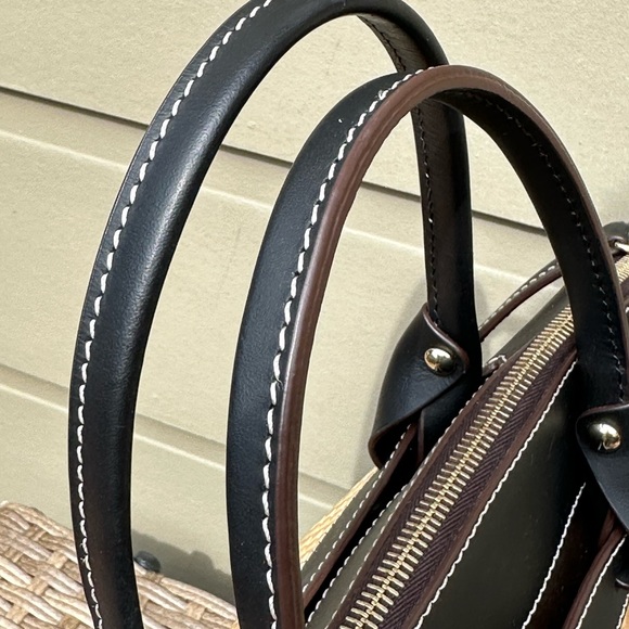 Dooney&Bourke Beacon Satchel - Picture 5 of 12